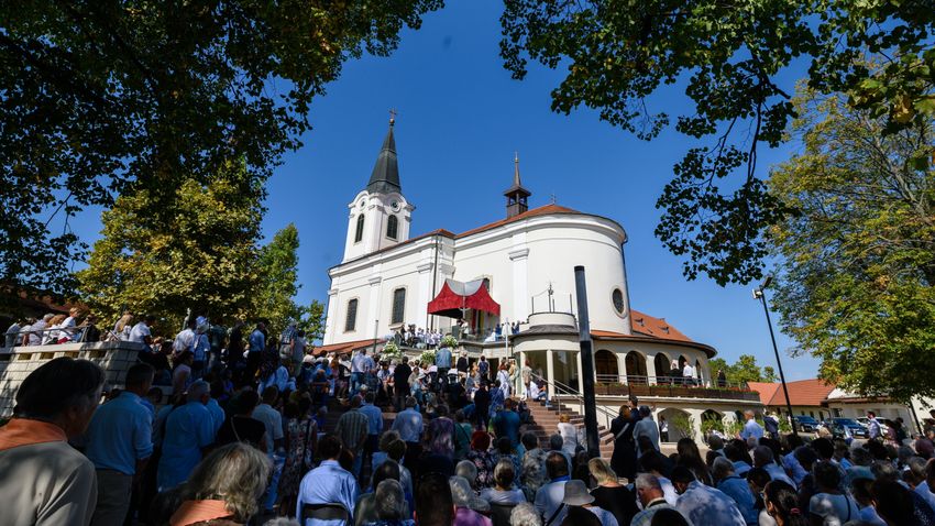 BOON A magyarok háromnegyede kiáll az ország kultúrája mellett