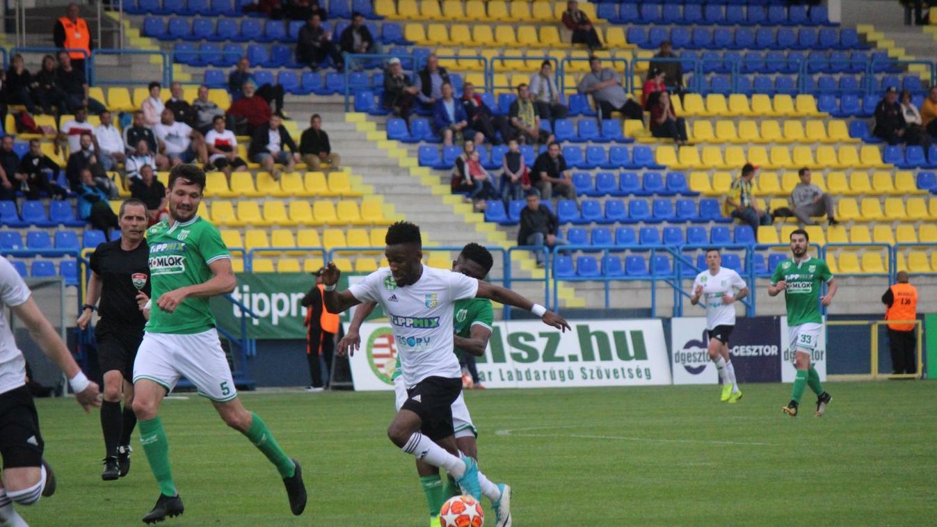 Moutari csereként beállt, és belőtte