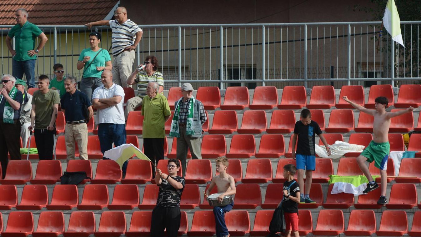 „Örülök, hogy a lelkes közönségünktől szépen tudtunk búcsúzni.”