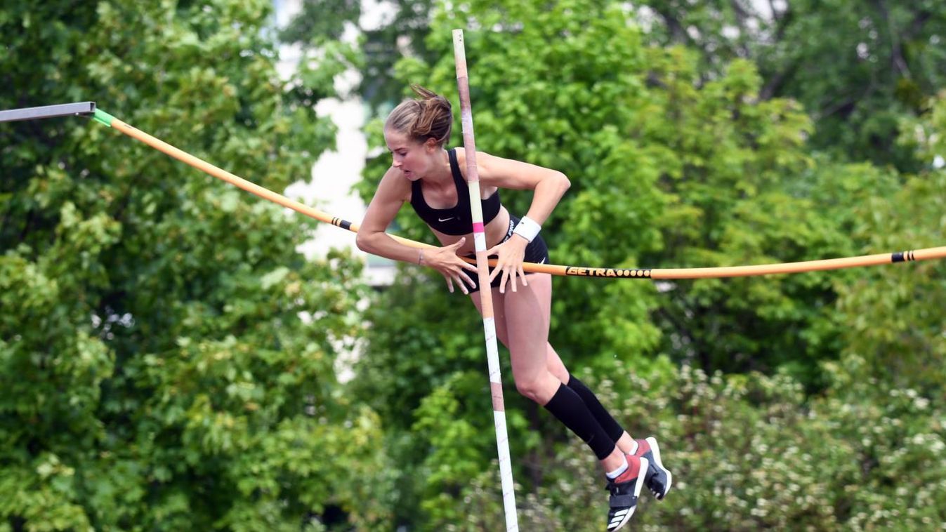Döntőben az atlétika vegyes csapat