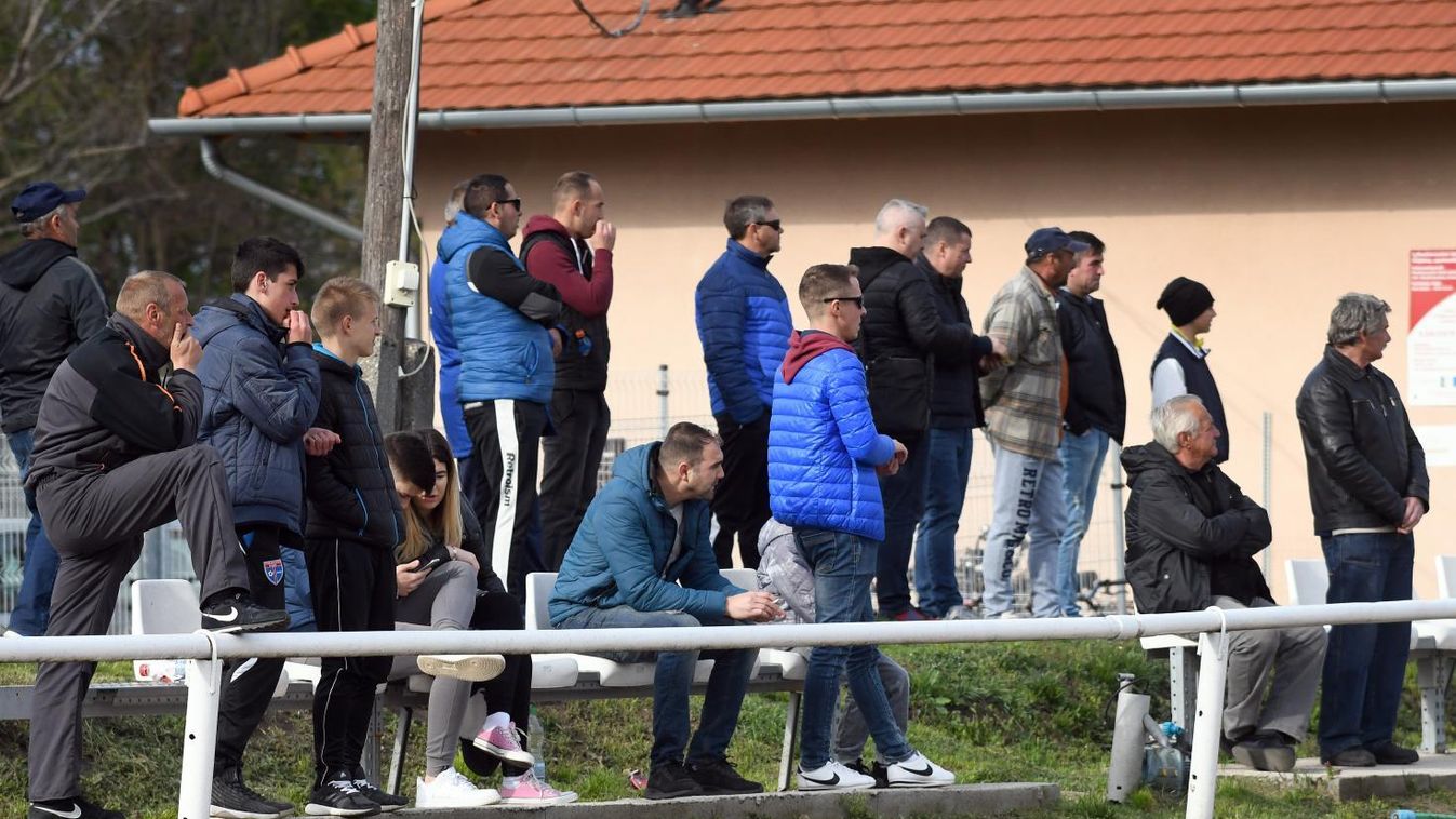 „Répa, ha megtudtál valamit üzenj!”