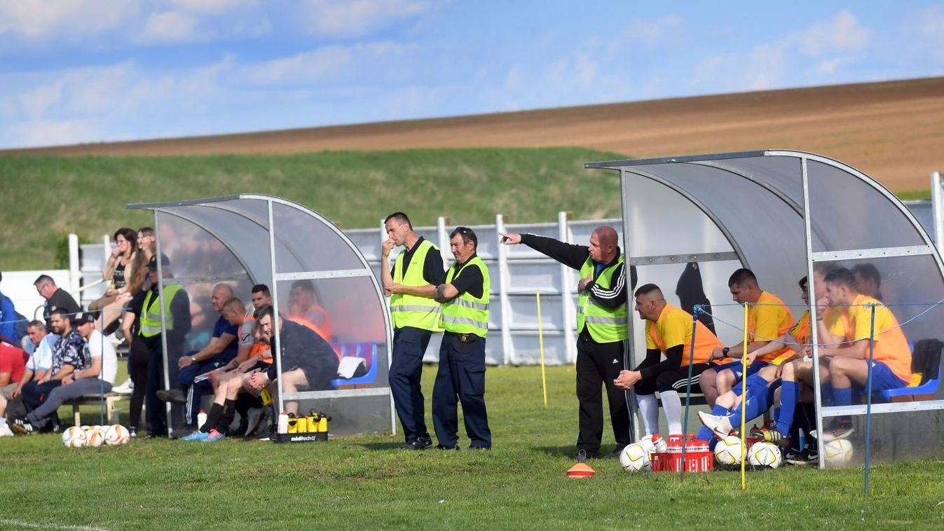 „Az első félidőben eldönthettük volna, a másodikban pályán sem voltunk...”