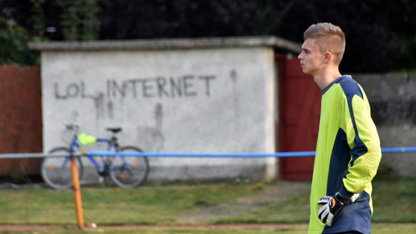 „Olyan gólokat kaptunk, amiért az óvodában is sarokba állítanak...”