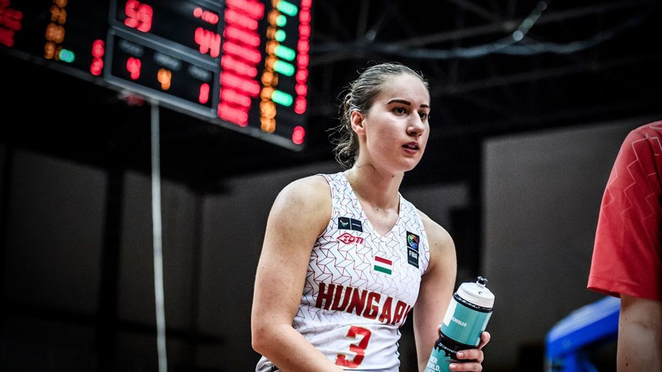 Portugália ellen a nyolc közé jutásért