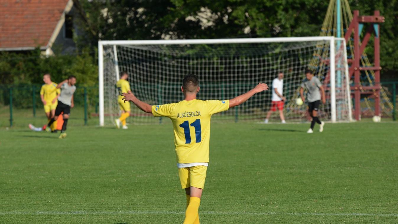 „A nagy meleg rányomta bélyegét a játékra”