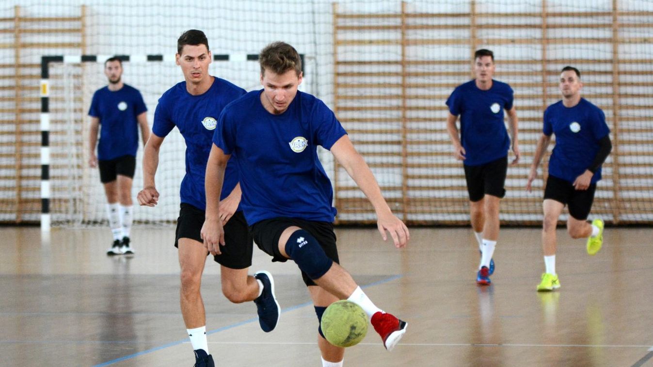 Megnyomva az újraindító gomb