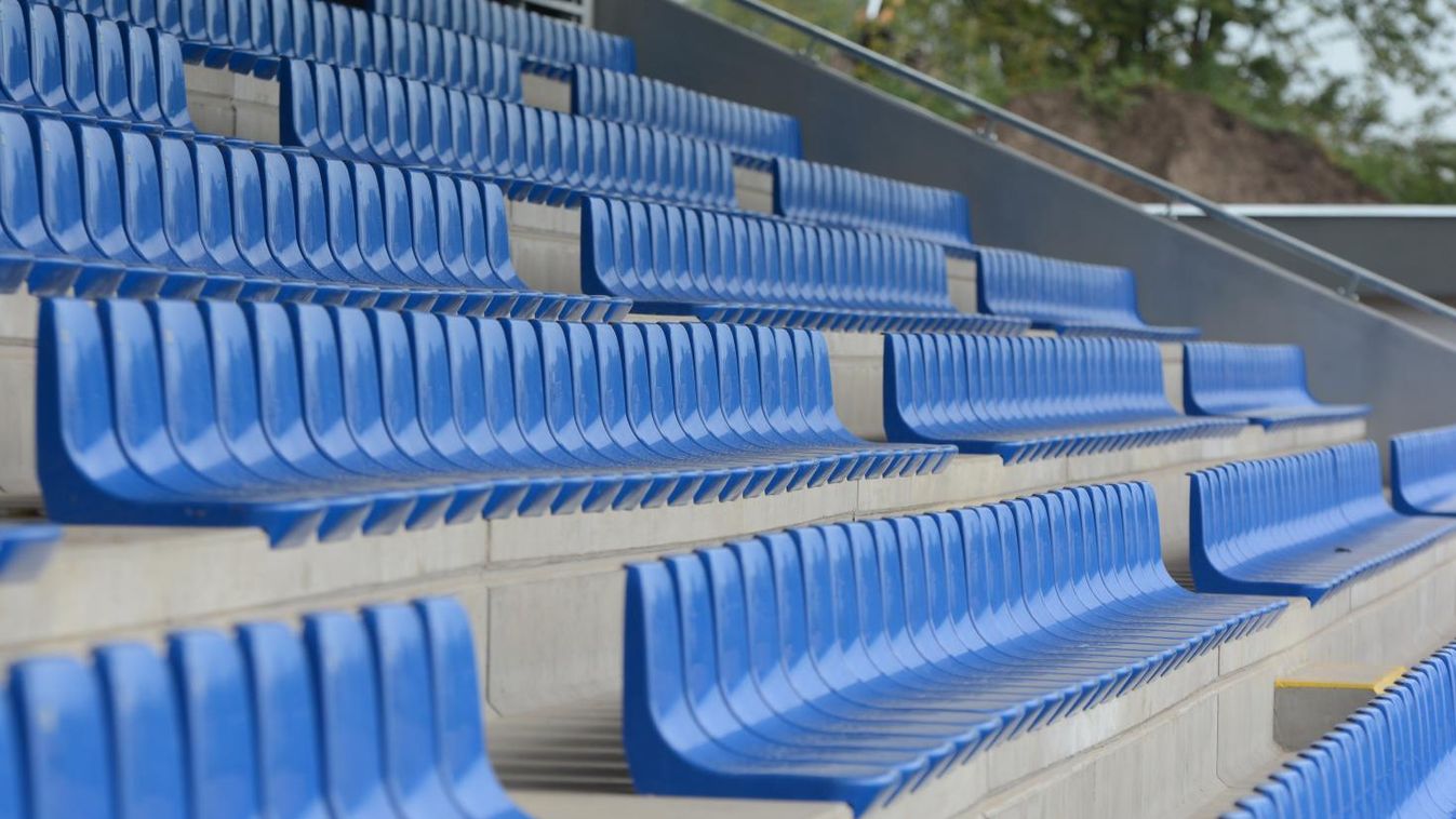 Visszavágnának a Szparinak