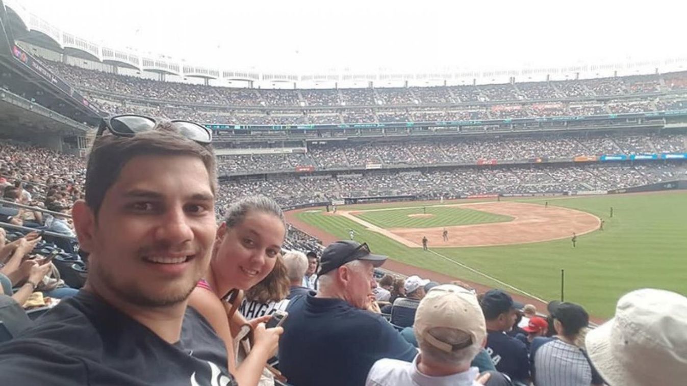 Most Amerikában csatangol