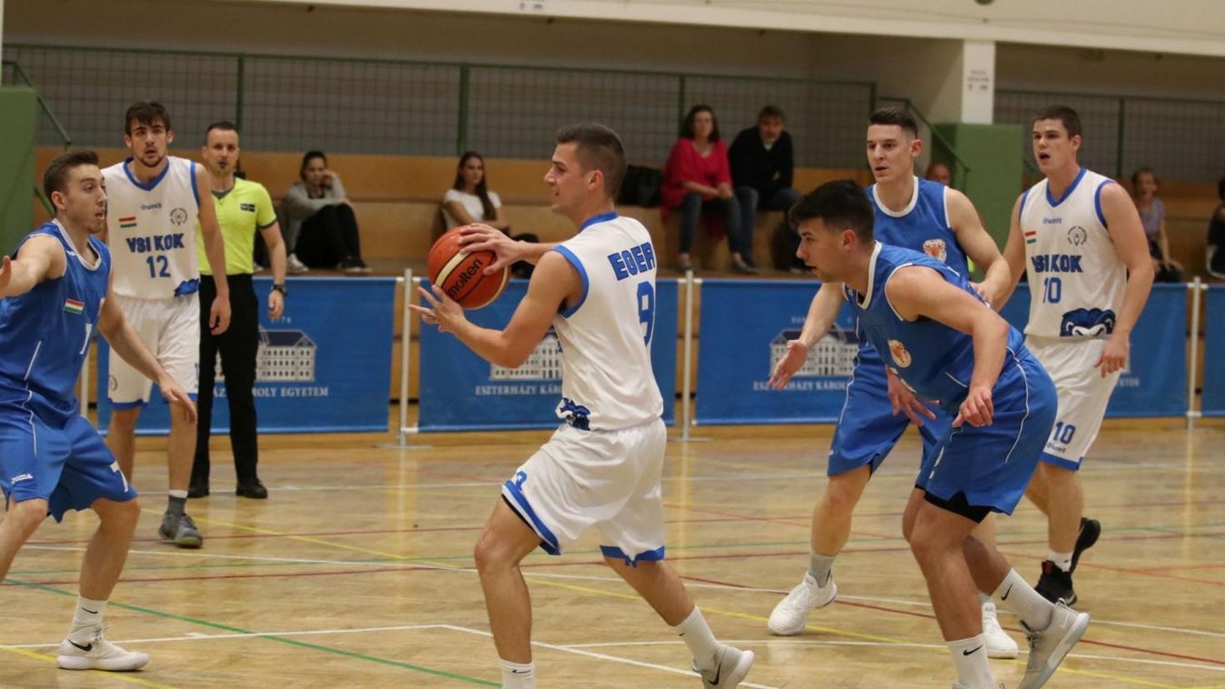 A két új fiú után még kettő érkezhet