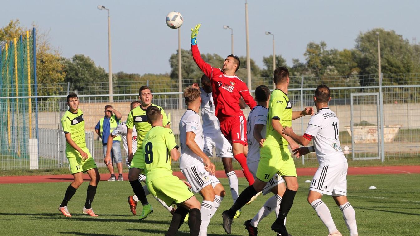 „Letettük a névjegyünket a Keleti csoportban”