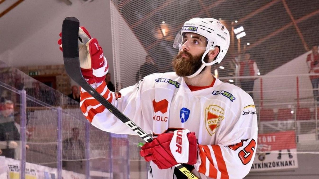 Éllovas után megint éllovas