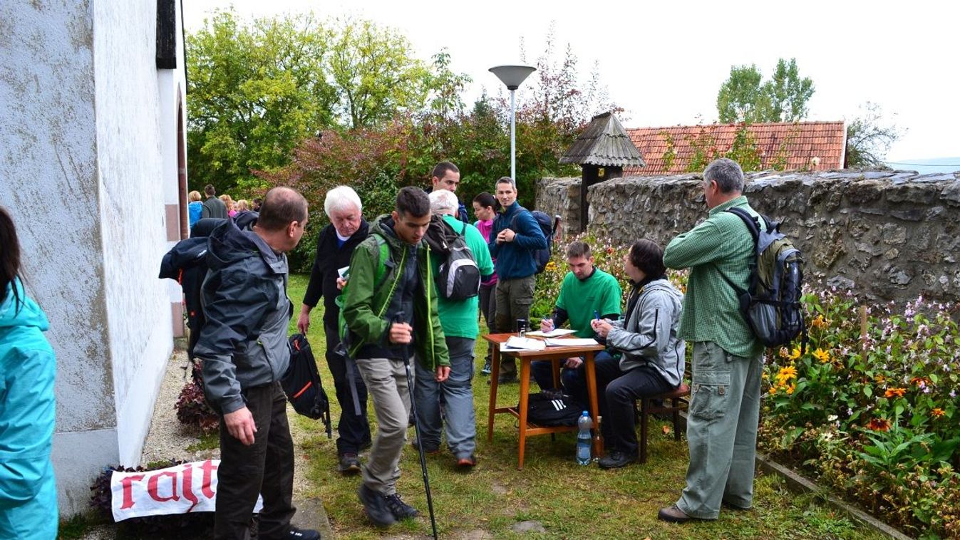 Csodálatos őszi túra a pálos kolostorhoz
