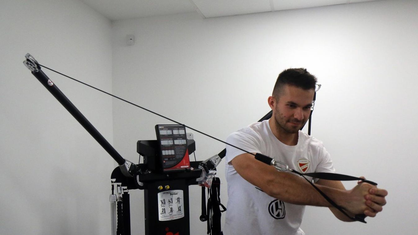 Házavató: a fejlődést jelképezi a megújult épület