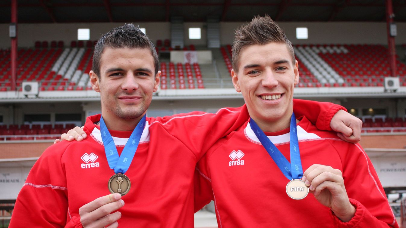 Kiegészítőként három mérkőzés jutott