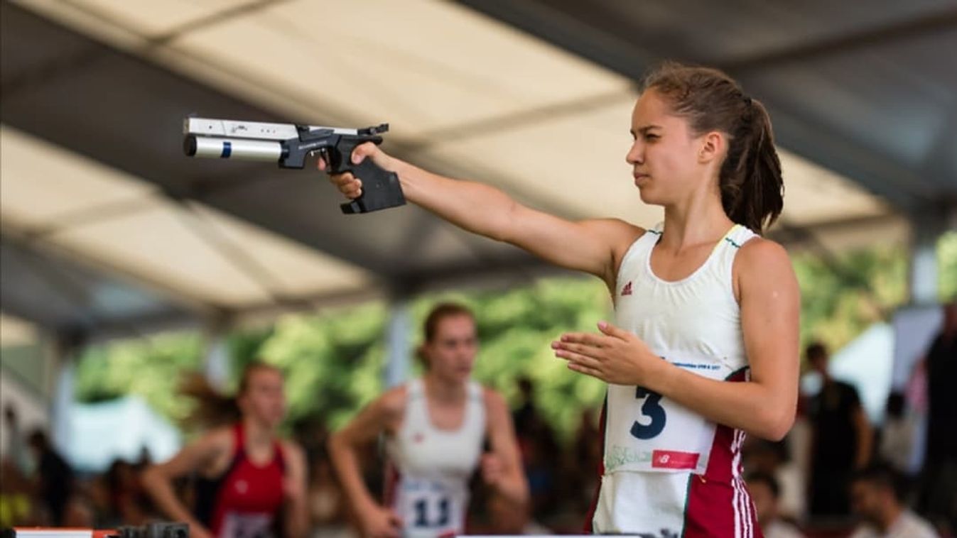 Kozma Réka három érme