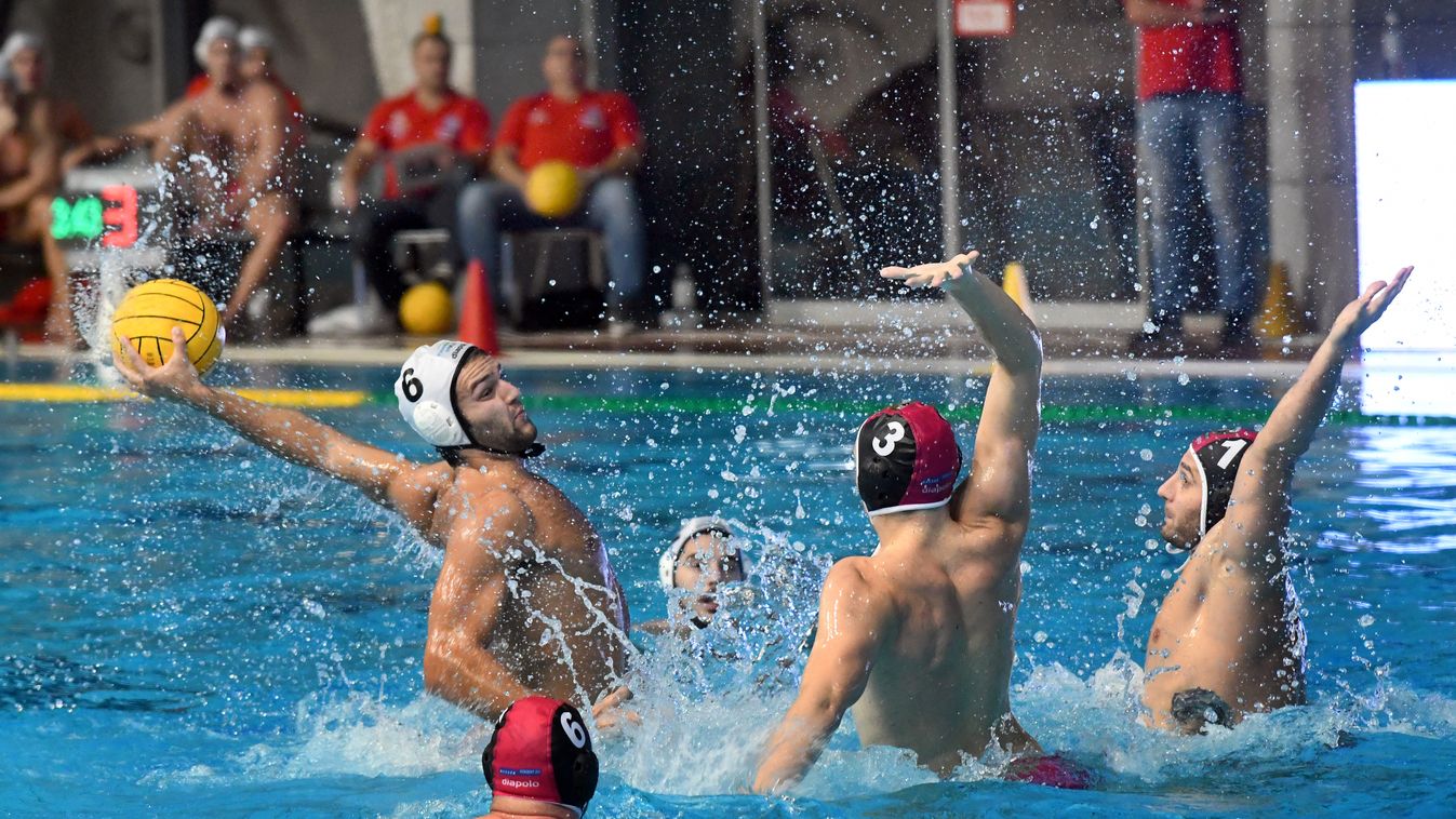 Könnyedén jutottak a négy közé