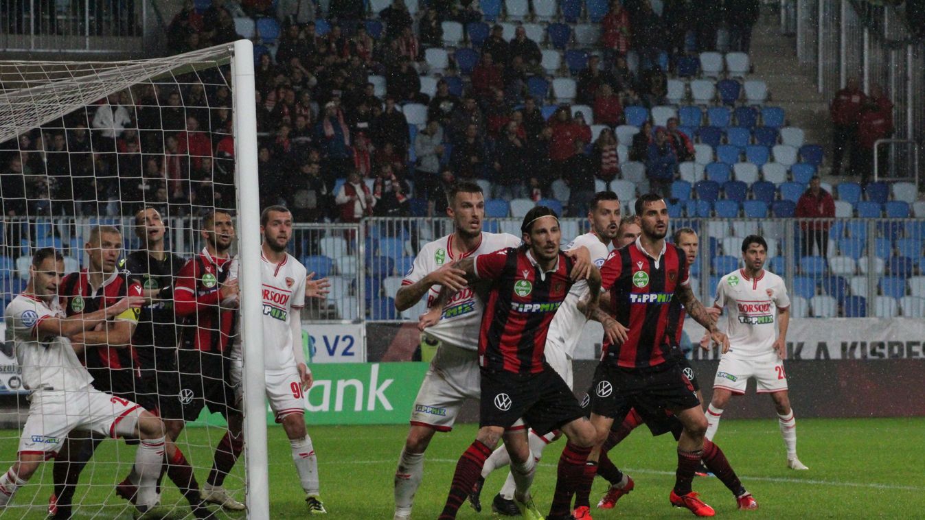 Gólok helyett eső és lapeső