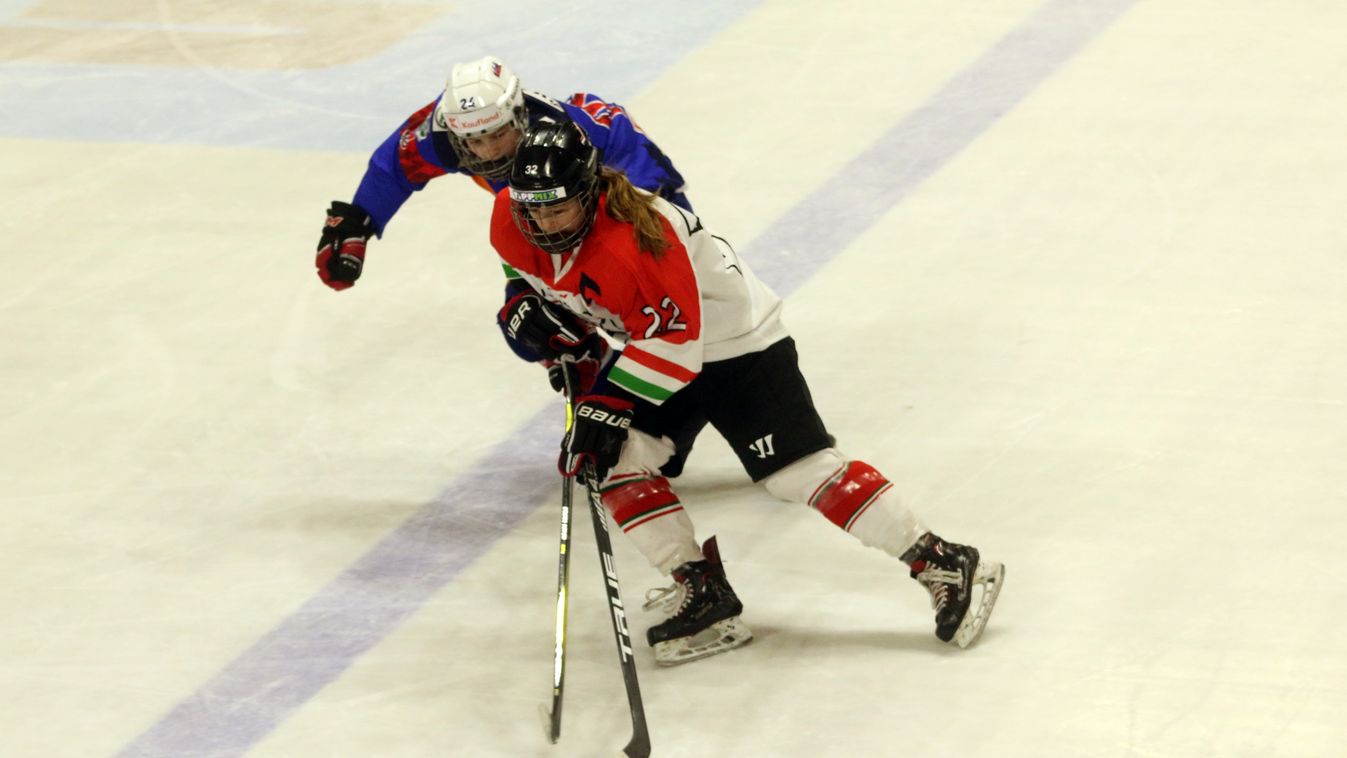 Tornagyőztesek a hokis lányok