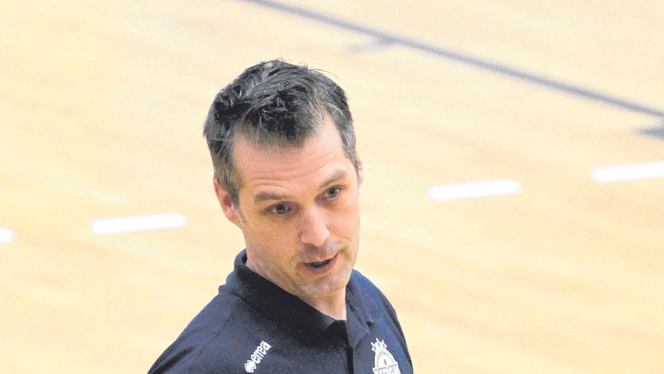 Hollósy kicsit őrültebb játékot szeretne