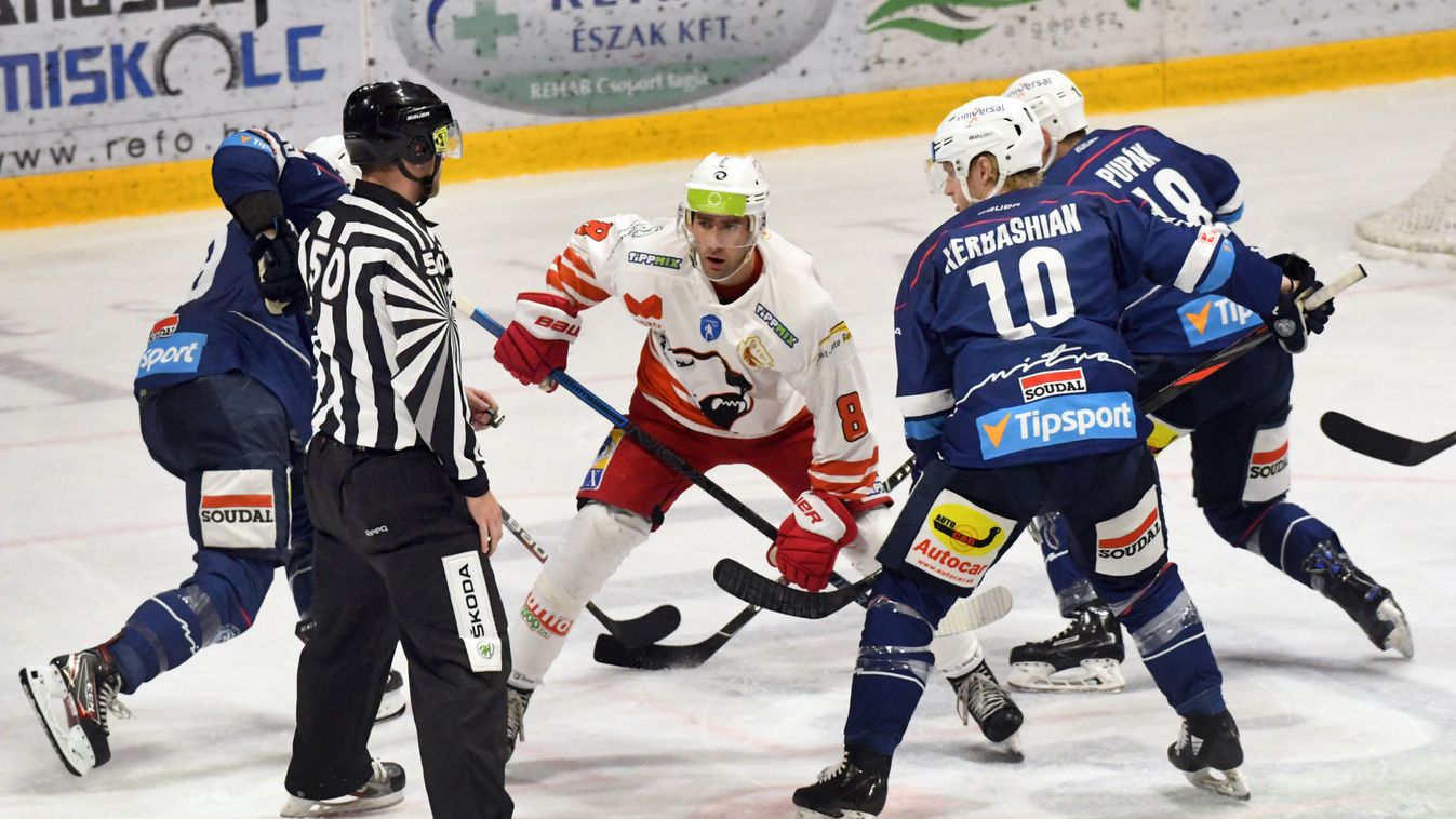 Négy után jöhet az ötödik is