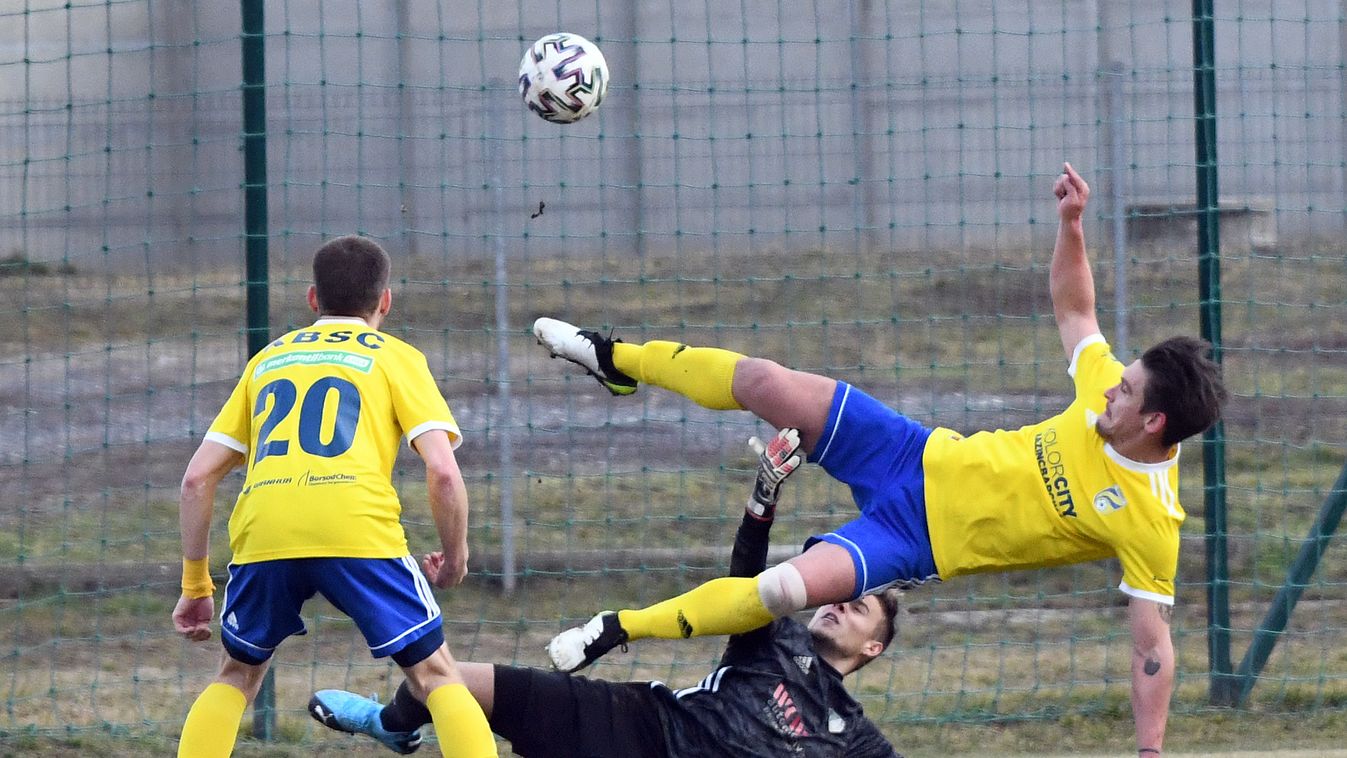 Egyszer közbeszólt a háború