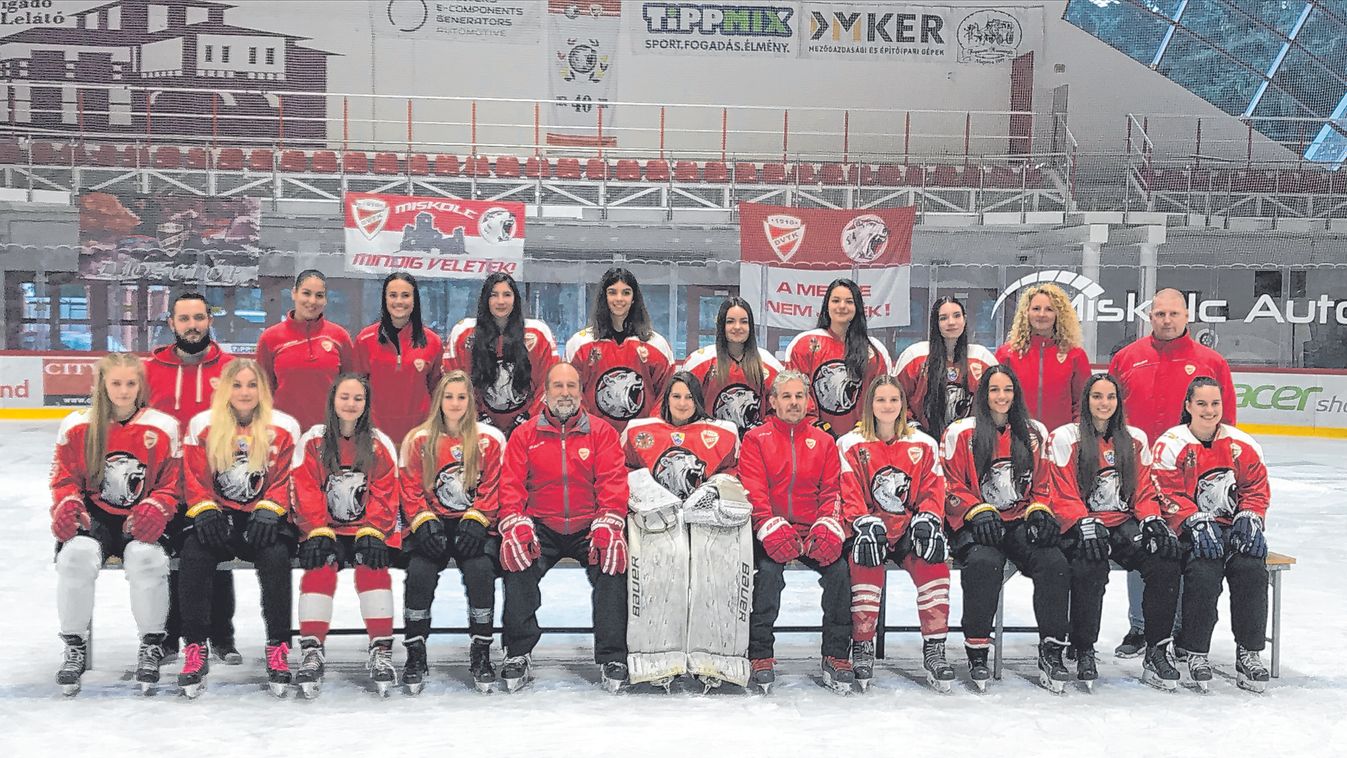 Anyukák is jelentkeztek már