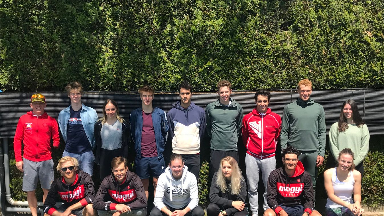 Végre vízben és edzőtáborban a honi triatlonversenyzők