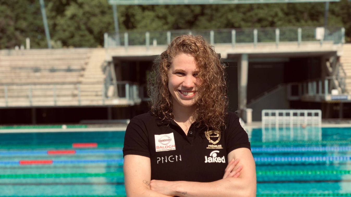 Kis leállást azért tervez