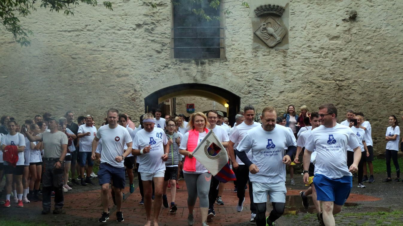 Dörrent az ágyú és elfutottak