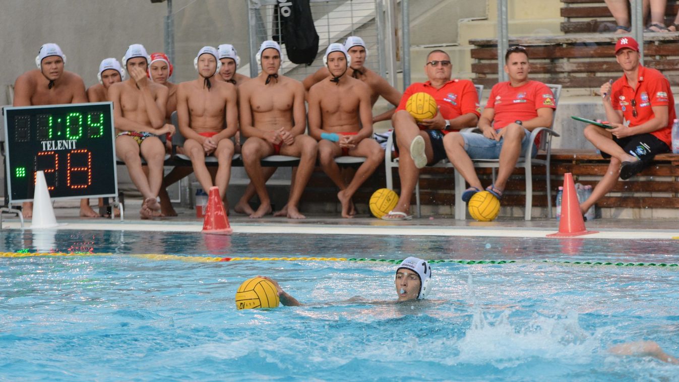 Pénteken lezárták a hetedik vizes hetüket