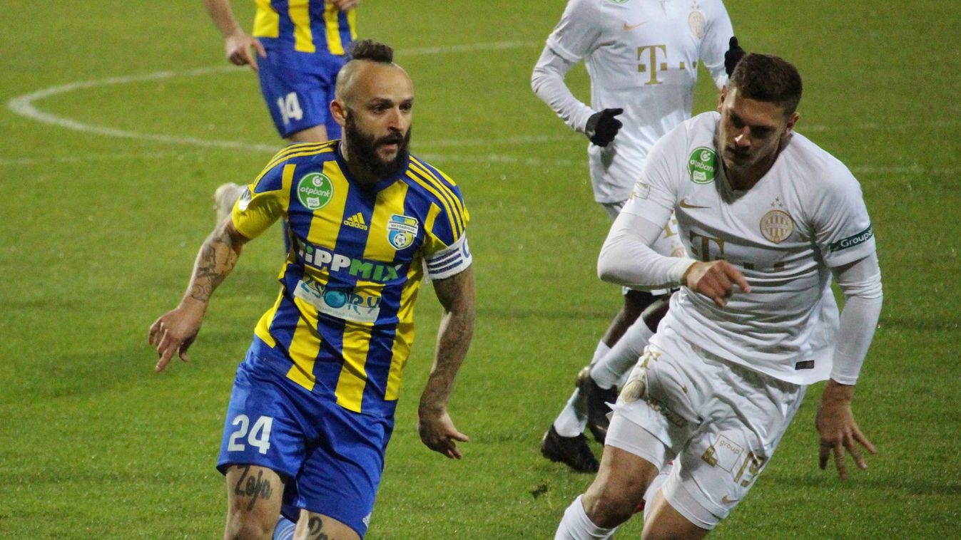 Cseri szeret alkotni a gyepszőnyegen