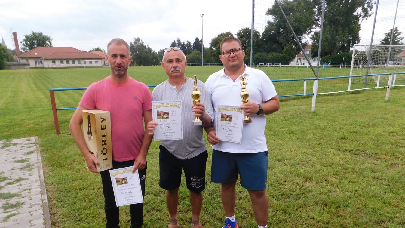 Bertók Zoltán emlékére öregfiúk labdarúgótorna