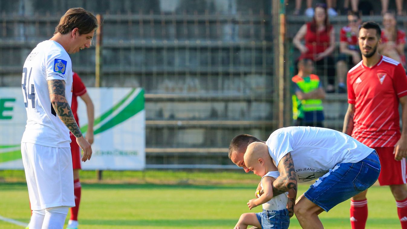 A piros és a szülinap