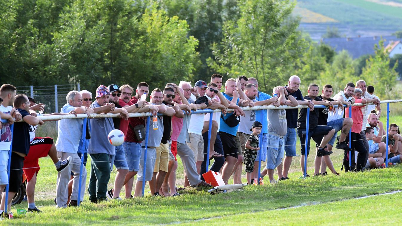 „Az első félidőben akár a meccset is megnyerhettük volna. A másodikban 45 perces rövidzárlat”