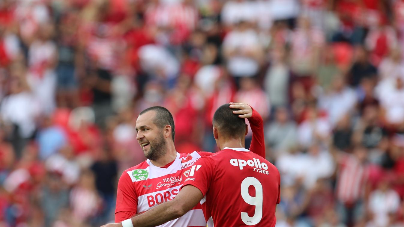 A listavezető és a százszázalékos