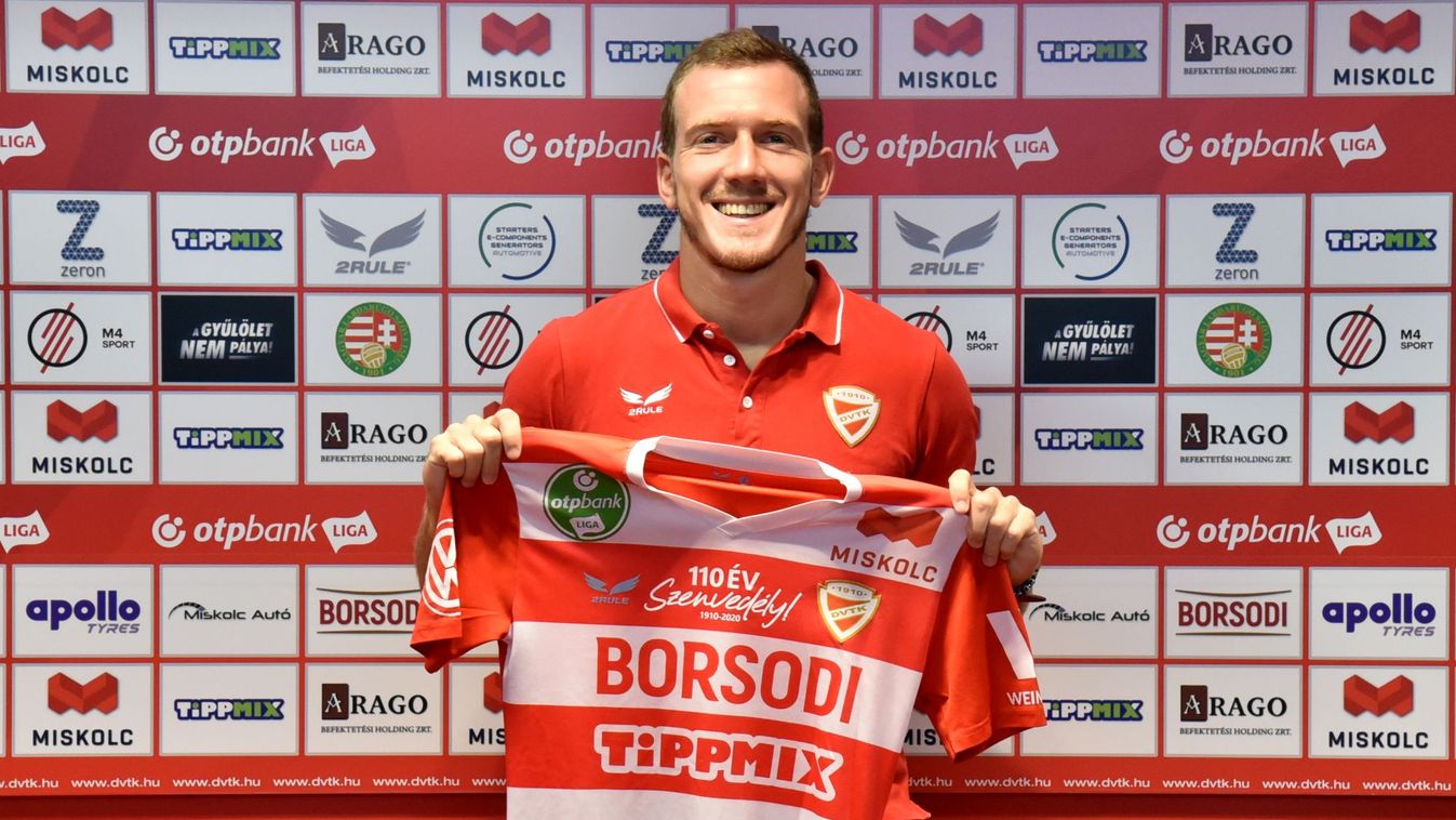 Bejelentették Maxot