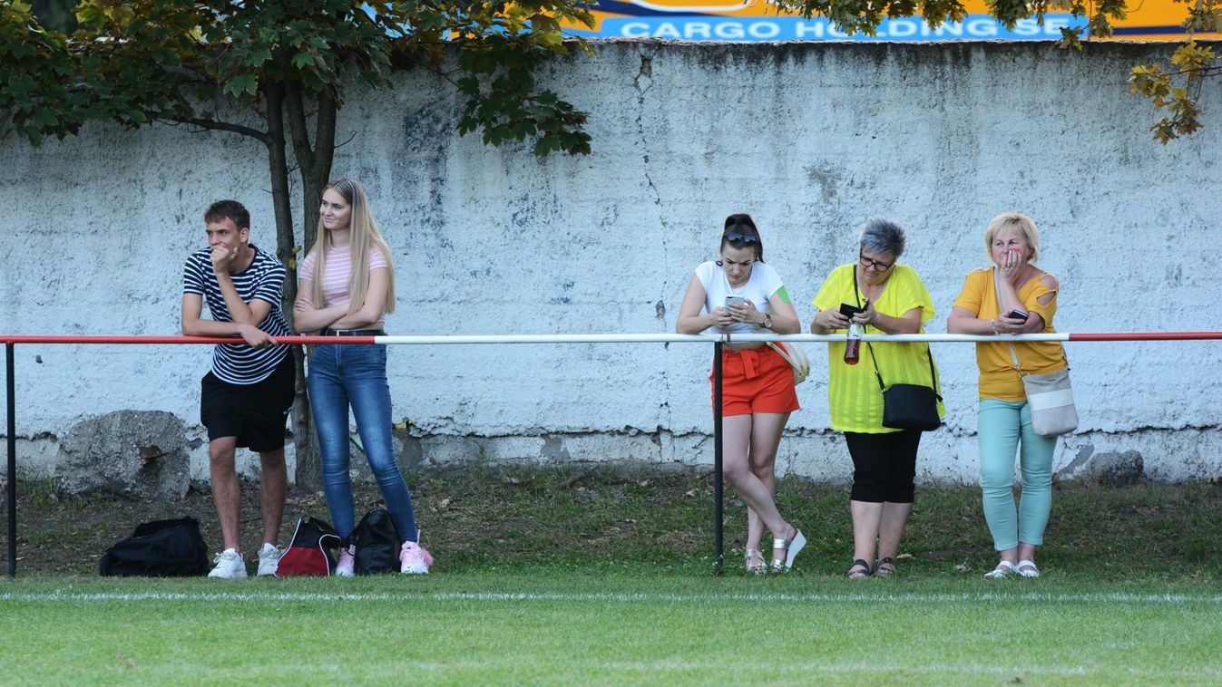 „Ahogy Tuskó Hopkins mondaná: fel a fejjel!”