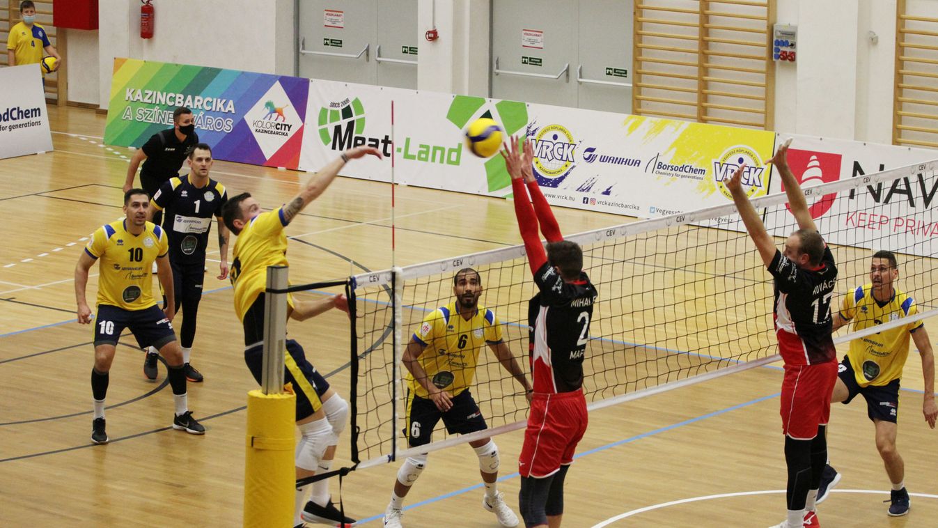 Férfi röplabda mérkőzés szombaton