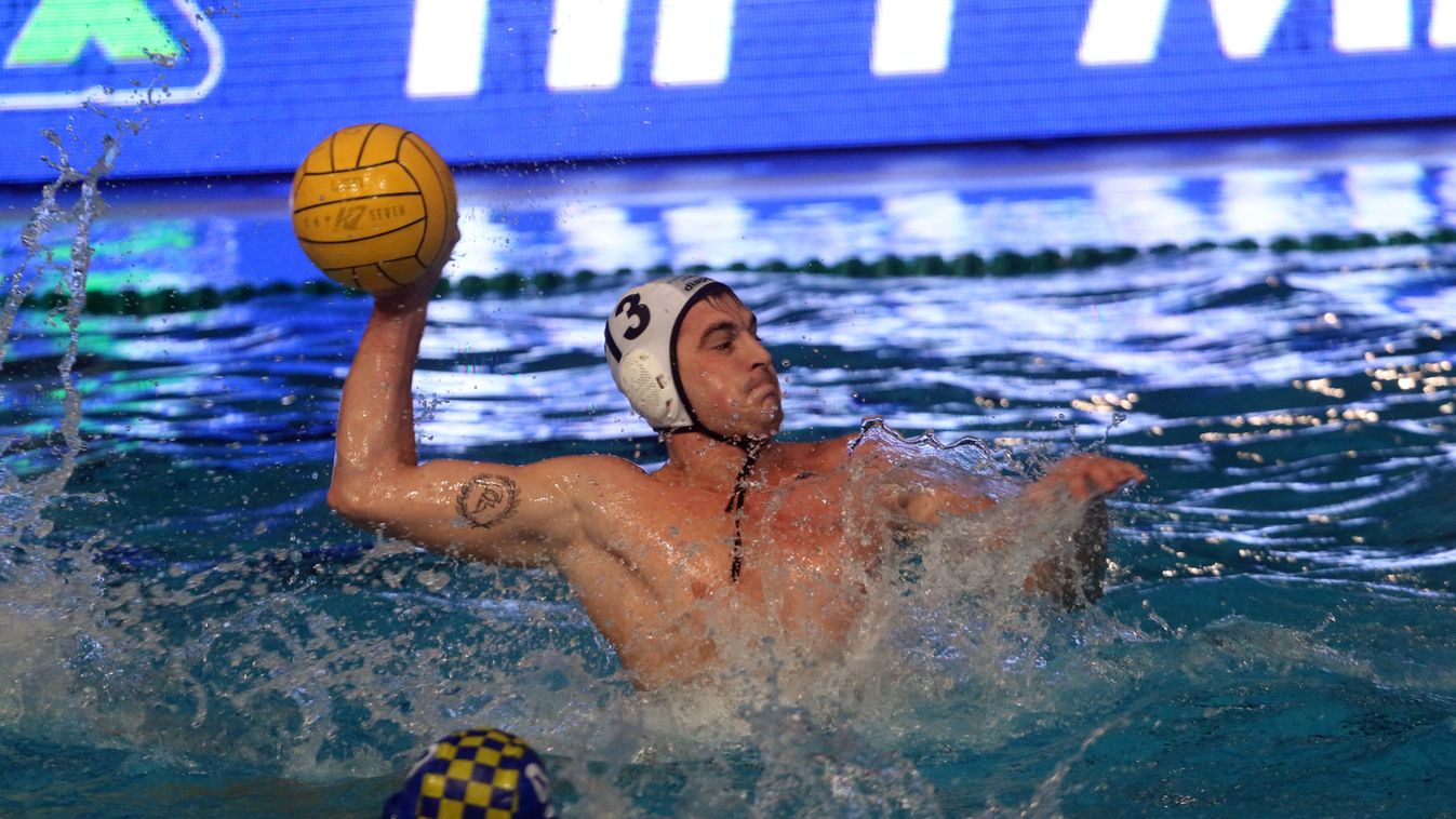 Megoldották a kötelező feladatot