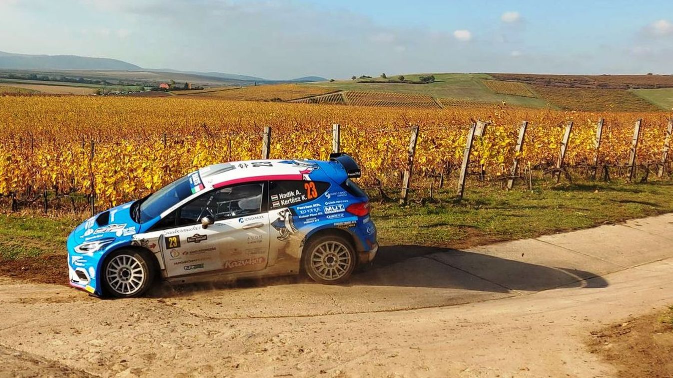Rally Hungary: Mikkelsen az élen, Herczig a negyedik