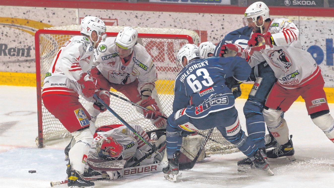 Későn hajráztak Zólyomban a Jegesmedvék