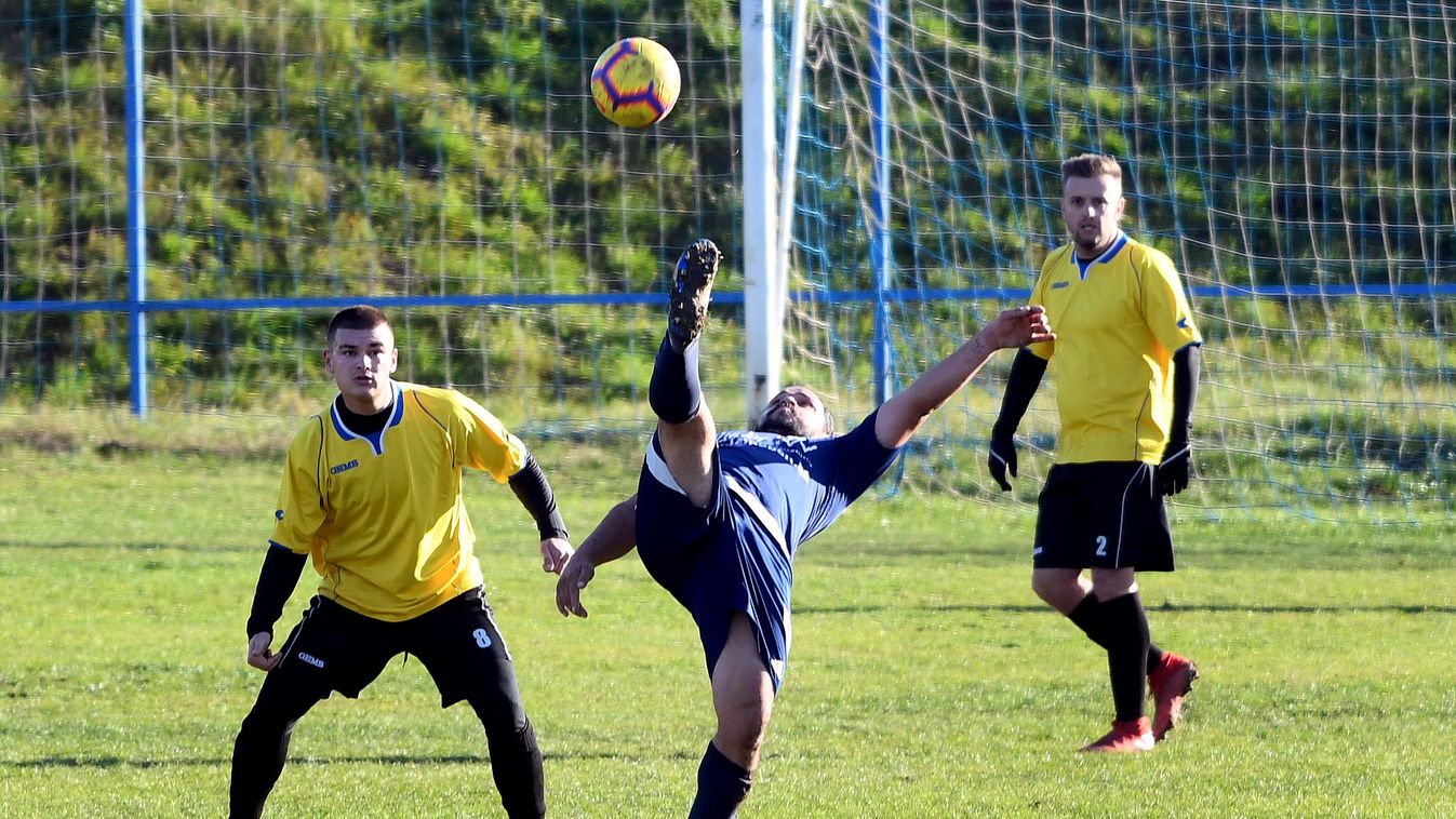 „Otthonról labdarúgó mérkőzésre indultam, de sajnos Besenyőben favágó edzést tartottak”