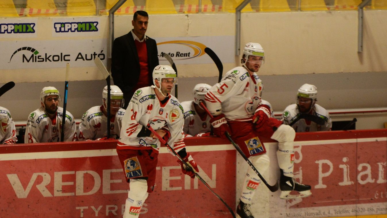 Csődöt mondtak a záróban