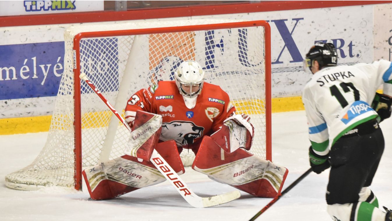 Adorján Attila a szezon végéig a diósgyőri jégkorongcsapatnál marad