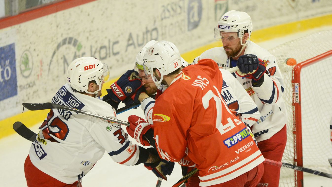 Kétszer is megfordult a kocka