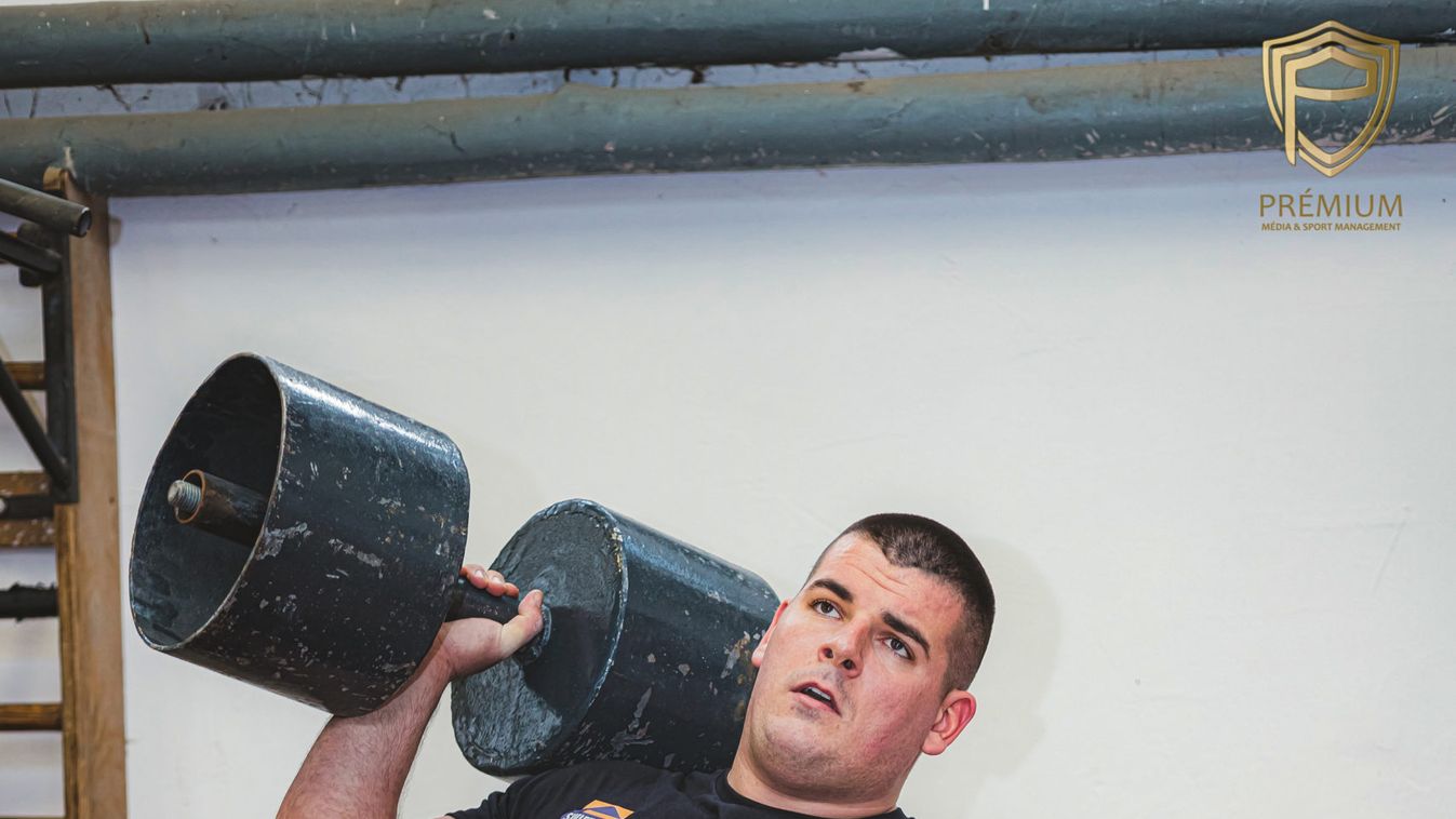 Győzelem, mellizomszakadás után