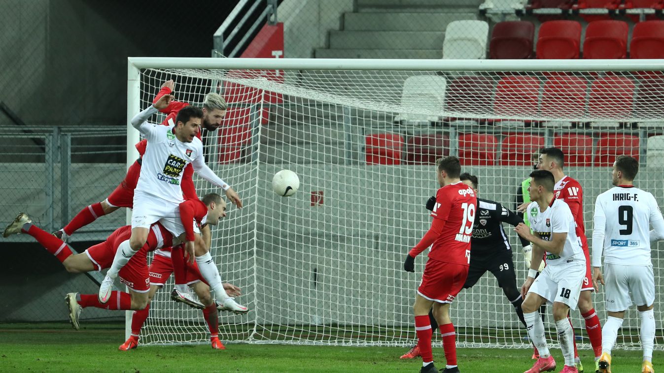 Hirtelen kevesen lettek elöl a DVTK-nál