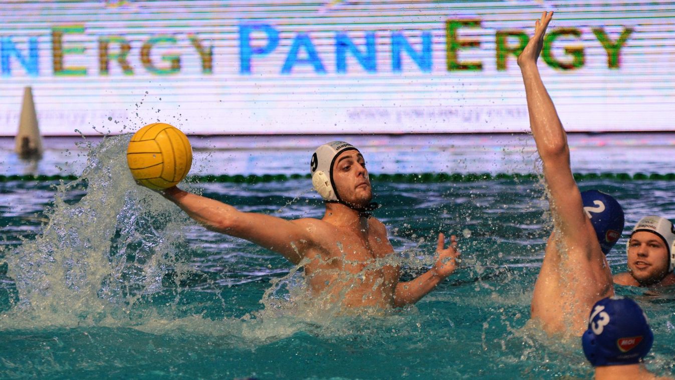 Feljavultak a második félidőre