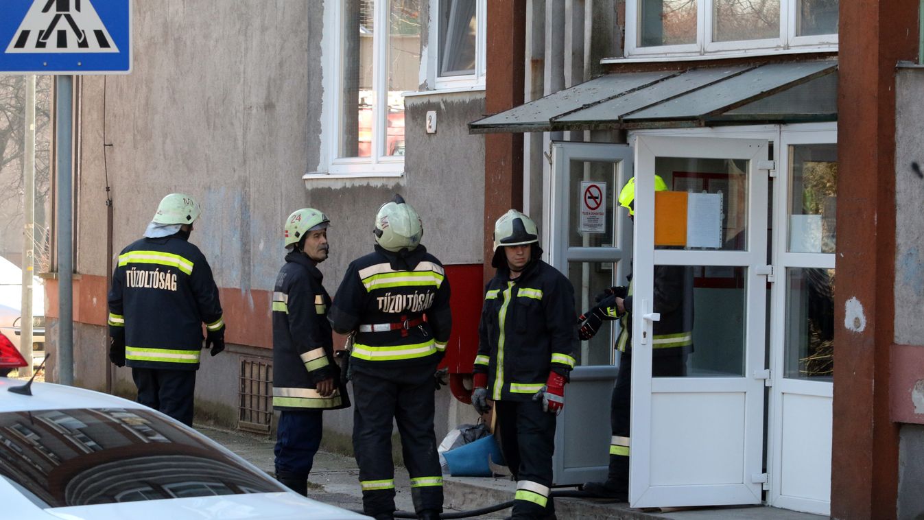 Kigyulladt a társasházi lakás, egy ember meghalt
