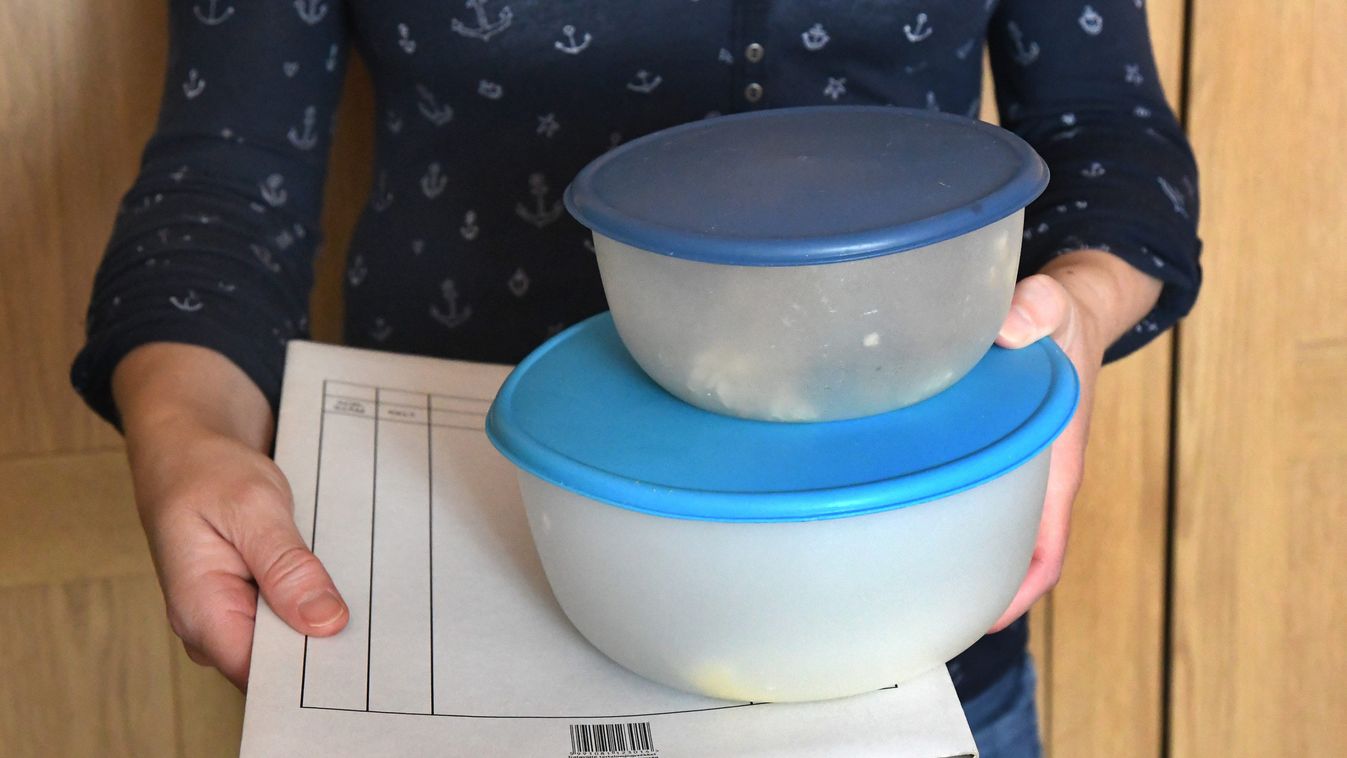 Az ebédhez jár a házi feladat, papíralapon
